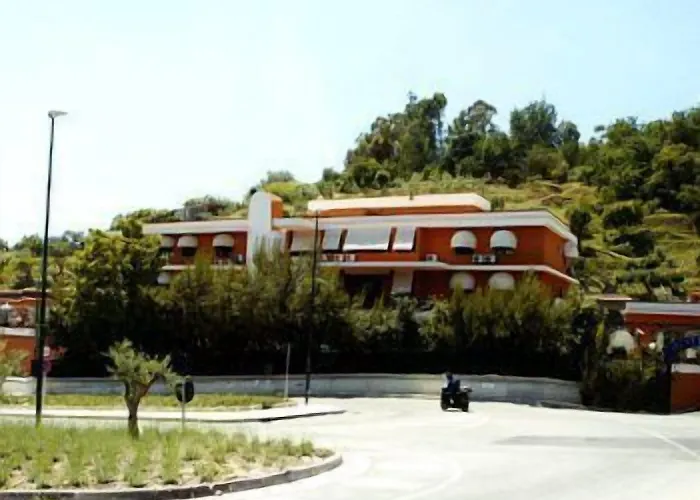 Miravalle Hotel 3*